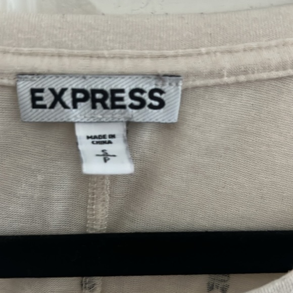 Skull T Shirt - Picture 2 of 4